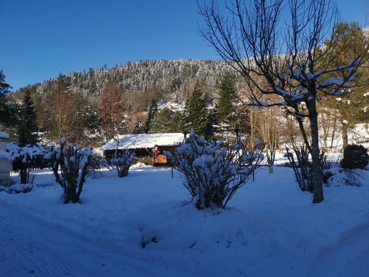 Gites Les Grandes Voies - Cle Vacances Le Ménil Exterior foto